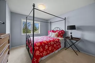 9820 Deerbrook Dr, Chanhassen, MN 55317 - Photo 30