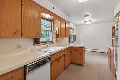 3724 Huntingdon Drive, Minnetonka, MN 55305 - Photo 4