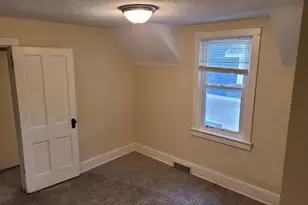 1016 James Ave, Saint Paul, MN 55102 - Photo 8