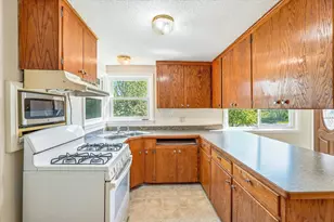 25 W 7th St, Rush City, MN 55069 - Photo 8