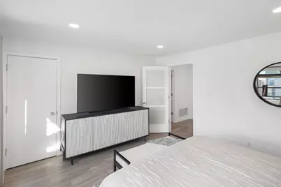 110 Bank Street SE #L2603, Minneapolis, MN 55414 - Photo 36