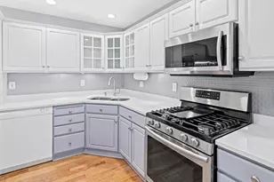 1860 Juneau Ln N, Plymouth, MN 55447 - Photo 14