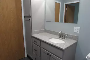 402 W Main St, Ceylon, MN 56121 - Photo 6