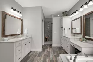 8662 240th St E, Lakeville, MN 55044 - Photo 22