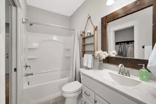 8662 240th St E, Lakeville, MN 55044 - Photo 18