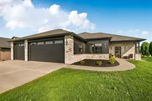 1325 Iris Ln, Saint Joseph, MN 56374 - Photo 42