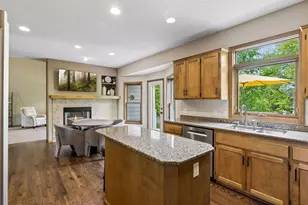 3362 Charleston Dr, Woodbury, MN 55129 - Photo 20
