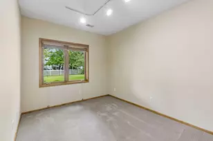 3362 Charleston Dr, Woodbury, MN 55129 - Photo 58