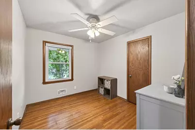 49 Flandrau Place, Saint Paul, MN 55106 - Photo 12