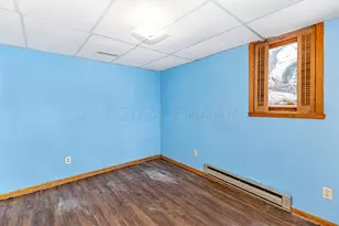 1454 10th St N, Fargo, ND 58102 - Photo 32