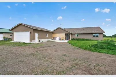 7725 Dolphin Road, Princeton, MN 55371 - Photo 14