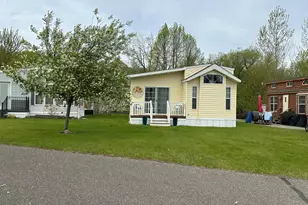 807 Brown St, Detroit Lakes, MN 56501 - Photo 1