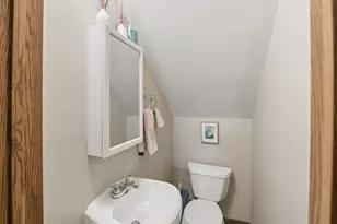 1501 Woodbury Ln, Duluth, MN 55803 - Photo 16