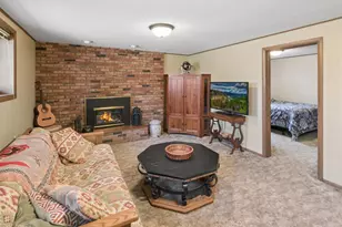 1501 Woodbury Ln, Duluth, MN 55803 - Photo 14
