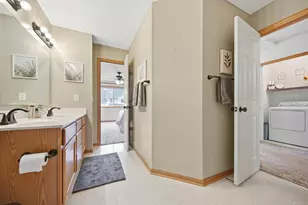 8630 Quarry Ridge Ln, Woodbury, MN 55125 - Photo 28
