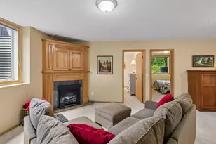 913 Oakwood Heights Cir, Eagan, MN 55123 - Photo 22