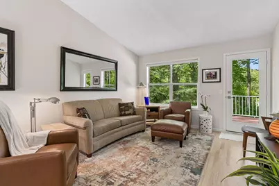 913 Oakwood Heights Circle, Eagan, MN 55123 - Photo 12