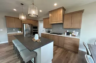 7660 Waverly Ave, Shakopee, MN 55379 - Photo 14