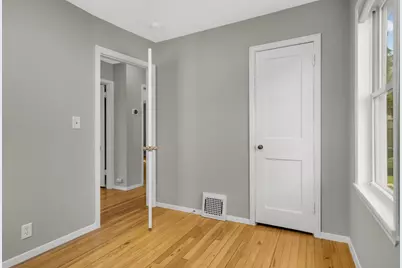 2704 Georgia Avenue S, Saint Louis Park, MN 55426 - Photo 12