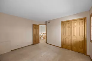 8941 Hunters Trail, Woodbury, MN 55125 - Photo 16