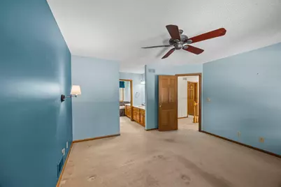 8941 Hunters Trail, Woodbury, MN 55125 - Photo 10