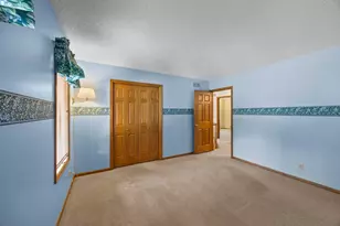 8941 Hunters Trail, Woodbury, MN 55125 - Photo 18