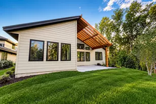 14633 Virginia Ave S, Savage, MN 55378 - Photo 12