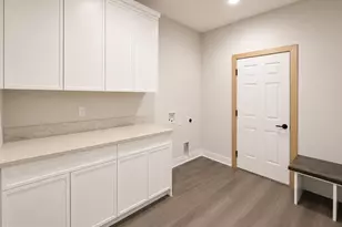 14633 Virginia Ave S, Savage, MN 55378 - Photo 8
