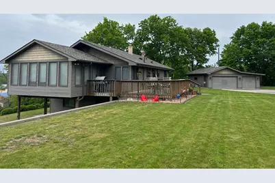 154 Dakota Street S, Prescott, WI 54021 - Photo 2