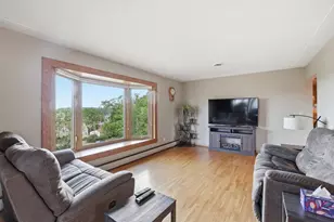 154 Dakota St S, Prescott, WI 54021 - Photo 12