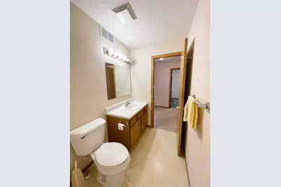 208 Broad Street S, Comfrey, MN 56019 - Photo 22