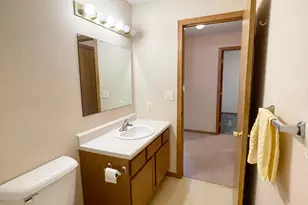 208 Broad Street S, Comfrey, MN 56019 - Photo 22