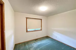208 Broad Street S, Comfrey, MN 56019 - Photo 20