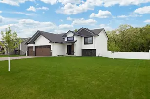 18592 Salem St NW, Elk River, MN 55330 - Photo 2