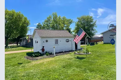 115 W Lincoln Street, Springfield, MN 56087 - Photo 38