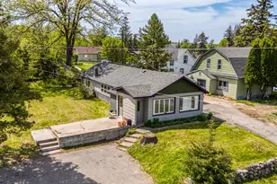 202 Division Street S, Walker, MN 56484 - Photo 2