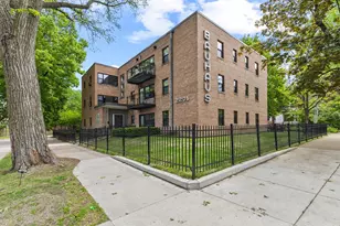 2201 3rd Ave S, Minneapolis, MN 55404 - Photo 2