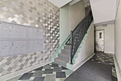 2201 3rd Avenue S #302, Minneapolis, MN 55404 - Photo 18
