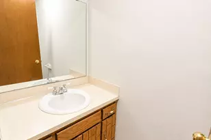 1442 Cleveland St, Anoka, MN 55303 - Photo 10