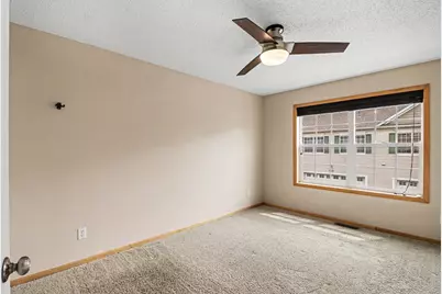 2171 Shamrock Place, Chaska, MN 55318 - Photo 18