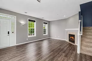 2171 Shamrock Pl, Chaska, MN 55318 - Photo 4