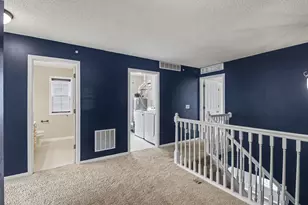 2171 Shamrock Pl, Chaska, MN 55318 - Photo 10