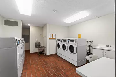 215 Barry Avenue S #216, Wayzata, MN 55391 - Photo 60