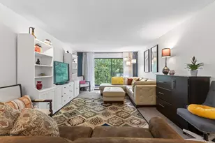215 Barry Ave S, Wayzata, MN 55391 - Photo 1