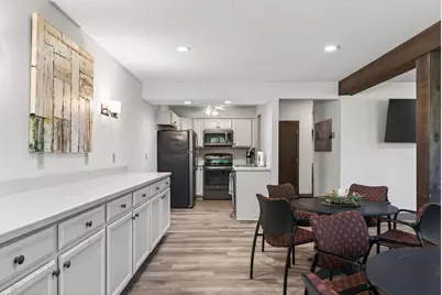 215 Barry Avenue S #216, Wayzata, MN 55391 - Photo 32