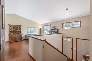 1674 Palomino St, Shakopee, MN 55379 - Photo 4