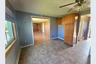 127 S State Street, Warren, MN 56762 - Photo 10