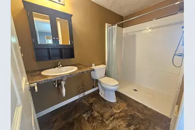 127 S State Street, Warren, MN 56762 - Photo 16