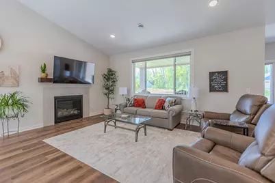 4704 381st Trail, North Branch, MN 55056 - Photo 12