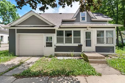 915 3rd Avenue NW, Faribault, MN 55021 - Photo 2